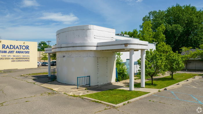 White Castle Restaurant - Photo From Real Estate Listing